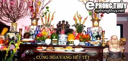 Cúng hóa vàng hết tết