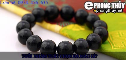 Tuổi nhâm tuất nên chọn đá màu nào?
