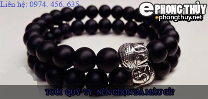 Tuổi quý tỵ nên chọn đá màu nào?