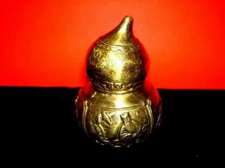 bình hồ lô trong phòng khách